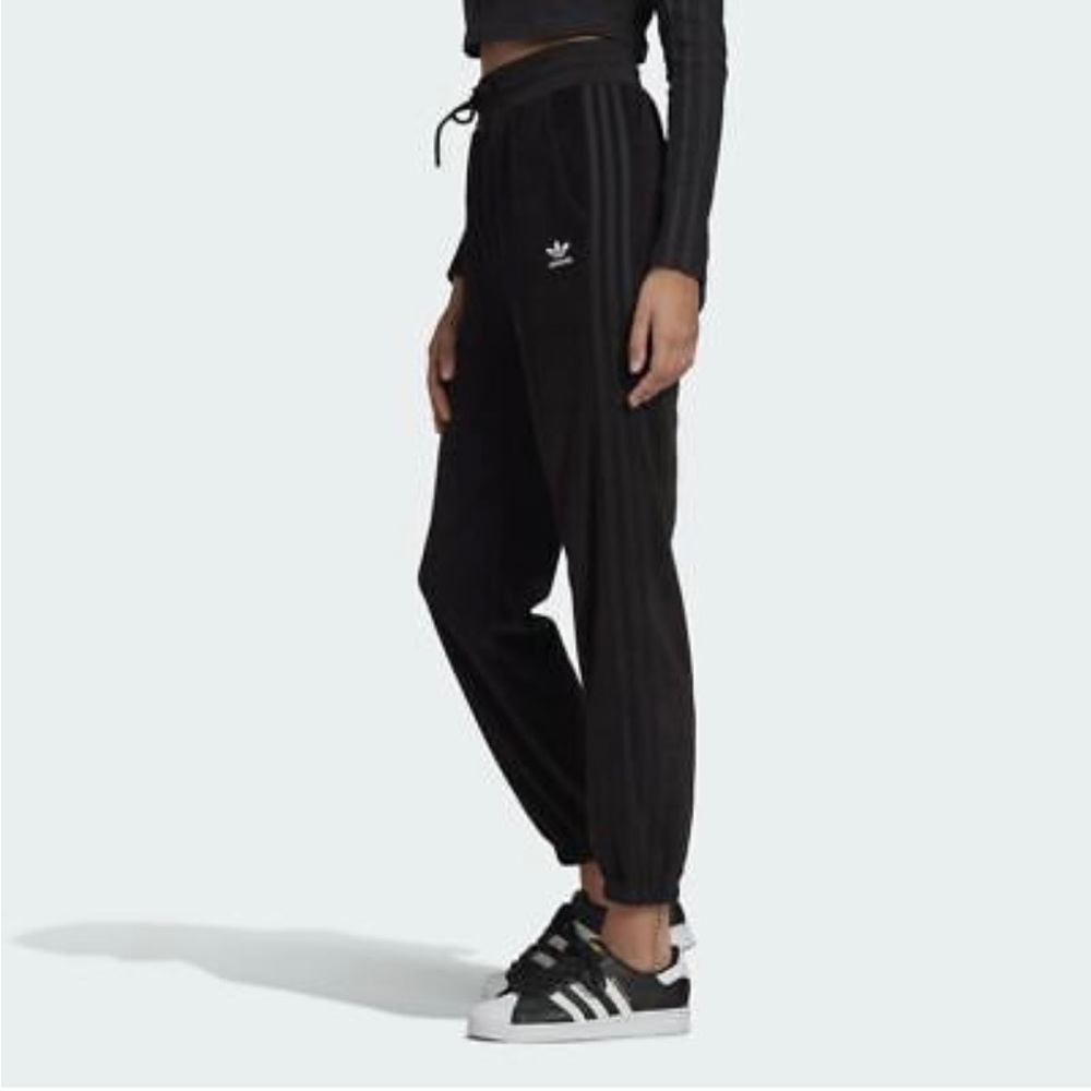 Adidas LOUNGEWEAR VELOUR SLIM JOGGERS